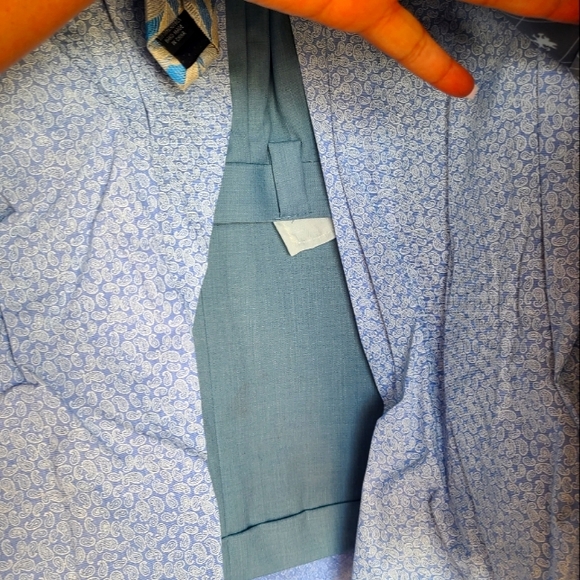 Mens suits - Picture 1 of 3